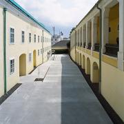 ArchitektInnen / KünstlerInnen: Pichler & Traupmann Architekten ZT GmbH, 3:0 Landschaftsarchitektur Gachowetz Luger Zimermann OG, 3:0 Landschaftsarchitektur Gachowetz Luger Zimermann OG<br>Projekt: Henricihof<br>Aufnahmedatum: 07/06<br>Format: 6x9cm C-Dia<br>Lieferformat: Dia-Duplikat, Scan 300 dpi<br>Bestell-Nummer: 060730-07<br>
