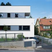 ArchitektInnen / KünstlerInnen: Walter Stelzhammer<br>Projekt: Haus P.<br>Aufnahmedatum: 09/06<br>Format: 6x9cm C-Dia<br>Lieferformat: Dia-Duplikat, Scan 300 dpi<br>Bestell-Nummer: 060907-04<br>