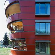 ArchitektInnen / KünstlerInnen: Johannes Zieser<br>Projekt: Seniorenheim Stockerau<br>Aufnahmedatum: 09/06<br>Format: 6x9cm C-Dia<br>Lieferformat: Dia-Duplikat, Scan 300 dpi<br>Bestell-Nummer: 060925-05<br>
