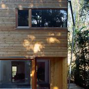 ArchitektInnen / KünstlerInnen: THALERTHALER ARCHITEKTEN ZTGMBH<br>Projekt: Haus R.<br>Aufnahmedatum: 10/06<br>Format: 6x9cm C-Dia<br>Lieferformat: Dia-Duplikat, Scan 300 dpi<br>Bestell-Nummer: 061006-04<br>
