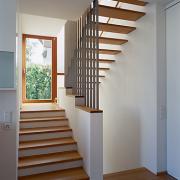 ArchitektInnen / KünstlerInnen: Judith Eiblmayr<br>Projekt: Haus P.<br>Aufnahmedatum: 10/00<br>Format: 6x9cm C-Dia<br>Lieferformat: Dia-Duplikat, Scan 300 dpi<br>Bestell-Nummer: 001004-14<br>
