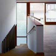 ArchitektInnen / KünstlerInnen: Judith Eiblmayr<br>Projekt: Haus P.<br>Aufnahmedatum: 10/00<br>Format: 6x9cm C-Dia<br>Lieferformat: Dia-Duplikat, Scan 300 dpi<br>Bestell-Nummer: 001004-15<br>