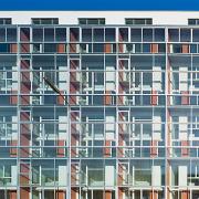 ArchitektInnen / KünstlerInnen: Georg W. Reinberg, Peter Thalbauer<br>Projekt: Wohnbau Thürnlhofstraße<br>Aufnahmedatum: 12/06<br>Format: 6x9cm C-Dia<br>Lieferformat: Dia-Duplikat, Scan 300 dpi<br>Bestell-Nummer: 061214-03<br>