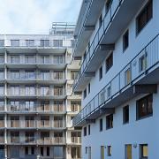 ArchitektInnen / KünstlerInnen: Georg W. Reinberg, Peter Thalbauer<br>Projekt: Wohnbau Thürnlhofstraße<br>Aufnahmedatum: 12/06<br>Format: 6x9cm C-Dia<br>Lieferformat: Dia-Duplikat, Scan 300 dpi<br>Bestell-Nummer: 061214-20<br>