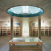 ArchitektInnen / KünstlerInnen: archipel architektur kommunikation<br>Projekt: Museumszentrum Mistelbach<br>Aufnahmedatum: 05/07<br>Format: 6x9cm C-Neg<br>Lieferformat: C-Print, Scan 300 dpi<br>Bestell-Nummer: 070522-08<br>