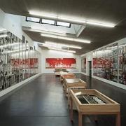 ArchitektInnen / KünstlerInnen: archipel architektur kommunikation<br>Projekt: Museumszentrum Mistelbach<br>Aufnahmedatum: 06/07<br>Format: 6x9cm C-Dia<br>Lieferformat: Dia-Duplikat, Scan 300 dpi<br>Bestell-Nummer: 070612-40<br>