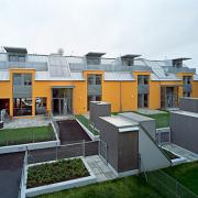 ArchitektInnen / KünstlerInnen: Günther Oberhofer<br>Projekt: WHA Klederingerstraße<br>Aufnahmedatum: 07/07<br>Format: 6x9cm C-Dia<br>Lieferformat: Dia-Duplikat, Scan 300 dpi<br>Bestell-Nummer: 070704-05<br>