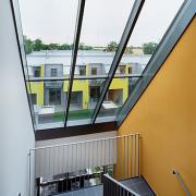 ArchitektInnen / KünstlerInnen: Günther Oberhofer<br>Projekt: WHA Klederingerstraße<br>Aufnahmedatum: 07/07<br>Format: 6x9cm C-Dia<br>Lieferformat: Dia-Duplikat, Scan 300 dpi<br>Bestell-Nummer: 070704-08<br>