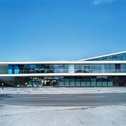 ArchitektInnen / KünstlerInnen: Pichler & Traupmann Architekten ZT GmbH<br>Projekt: Neue Mitte Hagenberg<br>Aufnahmedatum: 08/07<br>Format: 6x9cm C-Dia<br>Lieferformat: Dia-Duplikat, Scan 300 dpi<br>Bestell-Nummer: 070802-05<br>