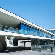 ArchitektInnen / KünstlerInnen: Pichler & Traupmann Architekten ZT GmbH<br>Projekt: Neue Mitte Hagenberg<br>Aufnahmedatum: 08/07<br>Format: 6x9cm C-Dia<br>Lieferformat: Dia-Duplikat, Scan 300 dpi<br>Bestell-Nummer: 070802-08<br>