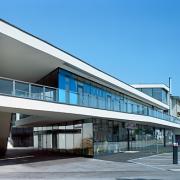 ArchitektInnen / KünstlerInnen: Pichler & Traupmann Architekten ZT GmbH<br>Projekt: Neue Mitte Hagenberg<br>Aufnahmedatum: 08/07<br>Format: 6x9cm C-Dia<br>Lieferformat: Dia-Duplikat, Scan 300 dpi<br>Bestell-Nummer: 070802-09<br>