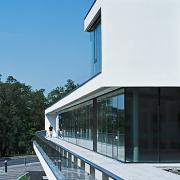 ArchitektInnen / KünstlerInnen: Pichler & Traupmann Architekten ZT GmbH<br>Projekt: Neue Mitte Hagenberg<br>Aufnahmedatum: 08/07<br>Format: 6x9cm C-Dia<br>Lieferformat: Dia-Duplikat, Scan 300 dpi<br>Bestell-Nummer: 070802-28<br>