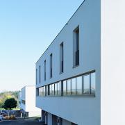 ArchitektInnen / KünstlerInnen: Johannes Zieser<br>Projekt: WHA Stephanshart<br>Aufnahmedatum: 10/07<br>Format: 6x9cm C-Dia<br>Lieferformat: Dia-Duplikat, Scan 300 dpi<br>Bestell-Nummer: 071016-01<br>