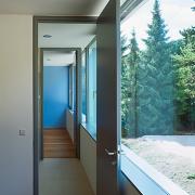 ArchitektInnen / KünstlerInnen: Pichler & Traupmann Architekten ZT GmbH<br>Projekt: Haus Sch.<br>Aufnahmedatum: 09/07<br>Format: 6x9cm C-Dia<br>Lieferformat: Dia-Duplikat, Scan 300 dpi<br>Bestell-Nummer: 070920-10<br>