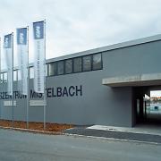 ArchitektInnen / KünstlerInnen: archipel architektur kommunikation<br>Projekt: Museumszentrum Mistelbach<br>Aufnahmedatum: 11/07<br>Format: 6x9cm C-Dia<br>Lieferformat: Dia-Duplikat, Scan 300 dpi<br>Bestell-Nummer: 071112-02<br>