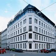 ArchitektInnen / KünstlerInnen: Roger Karré<br>Projekt: Dachausbau Goldschlagstraße<br>Aufnahmedatum: 11/07<br>Format: 6x9cm C-Dia<br>Lieferformat: Dia-Duplikat, Scan 300 dpi<br>Bestell-Nummer: 071127-02<br>
