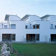 ArchitektInnen / KünstlerInnen: Walter Stelzhammer<br>Projekt: WHA Weingartenallee<br>Aufnahmedatum: 12/07<br>Format: 6x9cm C-Dia<br>Lieferformat: Dia-Duplikat, Scan 300 dpi<br>Bestell-Nummer: 071202-09<br>