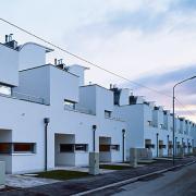 ArchitektInnen / KünstlerInnen: Walter Stelzhammer<br>Projekt: WHA Weingartenallee<br>Aufnahmedatum: 12/07<br>Format: 6x9cm C-Dia<br>Lieferformat: Dia-Duplikat, Scan 300 dpi<br>Bestell-Nummer: 071202-06<br>