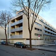 ArchitektInnen / KünstlerInnen: Patricia Zacek, kub a Karl und Bremhorst Architekten, WGA ZT GmbH, Anna Detzlhofer<br>Projekt: Wohnpark Erzherzog Carl<br>Aufnahmedatum: 01/08<br>Format: 6x9cm C-Dia<br>Lieferformat: Dia-Duplikat, Scan 300 dpi<br>Bestell-Nummer: 080121-14<br>
