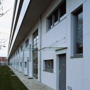 ArchitektInnen / KünstlerInnen: Patricia Zacek, kub a Karl und Bremhorst Architekten, WGA ZT GmbH, Anna Detzlhofer<br>Projekt: Wohnpark Erzherzog Carl<br>Aufnahmedatum: 01/08<br>Format: 6x9cm C-Dia<br>Lieferformat: Dia-Duplikat, Scan 300 dpi<br>Bestell-Nummer: 080121-13<br>