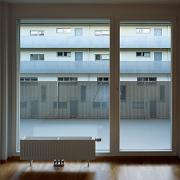 ArchitektInnen / KünstlerInnen: Patricia Zacek, kub a Karl und Bremhorst Architekten, WGA ZT GmbH, Anna Detzlhofer<br>Projekt: Wohnpark Erzherzog Carl<br>Aufnahmedatum: 01/08<br>Format: 6x9cm C-Dia<br>Lieferformat: Dia-Duplikat, Scan 300 dpi<br>Bestell-Nummer: 080121-39<br>