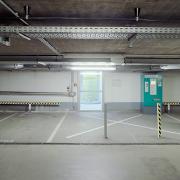 ArchitektInnen / KünstlerInnen: Johannes Zieser<br>Projekt: Wegeleitsystem Landhausviertel<br>Aufnahmedatum: 02/08<br>Format: 6x9cm C-Neg<br>Lieferformat: C-Print, Scan 300 dpi<br>Bestell-Nummer: 080205-36<br>