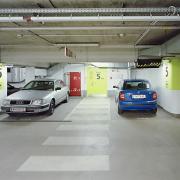 ArchitektInnen / KünstlerInnen: Johannes Zieser<br>Projekt: Wegeleitsystem Landhausviertel<br>Aufnahmedatum: 02/08<br>Format: 6x9cm C-Neg<br>Lieferformat: C-Print, Scan 300 dpi<br>Bestell-Nummer: 080205-40<br>
