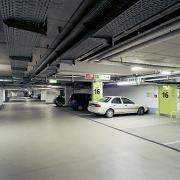 ArchitektInnen / KünstlerInnen: Johannes Zieser<br>Projekt: Wegeleitsystem Landhausviertel<br>Aufnahmedatum: 02/08<br>Format: 6x9cm C-Neg<br>Lieferformat: C-Print, Scan 300 dpi<br>Bestell-Nummer: 080205-39<br>