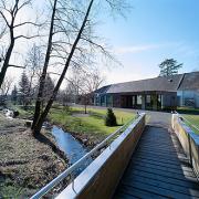 ArchitektInnen / KünstlerInnen: AllesWirdGut Architektur ZT GmbH, 3:0 Landschaftsarchitektur Gachowetz Luger Zimermann OG<br>Projekt: Schloss Lackenbach<br>Aufnahmedatum: 03/08<br>Format: 6x9cm C-Dia<br>Lieferformat: Dia-Duplikat, Scan 300 dpi<br>Bestell-Nummer: 080307-03<br>