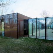 ArchitektInnen / KünstlerInnen: AllesWirdGut Architektur ZT GmbH, 3:0 Landschaftsarchitektur Gachowetz Luger Zimermann OG<br>Projekt: Schloss Lackenbach<br>Aufnahmedatum: 03/08<br>Format: 6x9cm C-Dia<br>Lieferformat: Dia-Duplikat, Scan 300 dpi<br>Bestell-Nummer: 080307-08<br>