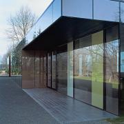 ArchitektInnen / KünstlerInnen: AllesWirdGut Architektur ZT GmbH, 3:0 Landschaftsarchitektur Gachowetz Luger Zimermann OG<br>Projekt: Schloss Lackenbach<br>Aufnahmedatum: 03/08<br>Format: 6x9cm C-Dia<br>Lieferformat: Dia-Duplikat, Scan 300 dpi<br>Bestell-Nummer: 080307-01<br>