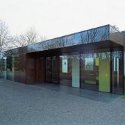 ArchitektInnen / KünstlerInnen: AllesWirdGut Architektur ZT GmbH, 3:0 Landschaftsarchitektur Gachowetz Luger Zimermann OG<br>Projekt: Schloss Lackenbach<br>Aufnahmedatum: 03/08<br>Format: 6x9cm C-Dia<br>Lieferformat: Dia-Duplikat, Scan 300 dpi<br>Bestell-Nummer: 080307-04<br>