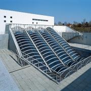 ArchitektInnen / KünstlerInnen: Otto Häuselmayer<br>Projekt: Pumpstation Kledering<br>Aufnahmedatum: 04/08<br>Format: 6x9cm C-Dia<br>Lieferformat: Dia-Duplikat, Scan 300 dpi<br>Bestell-Nummer: 080401-02<br>