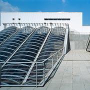 ArchitektInnen / KünstlerInnen: Otto Häuselmayer<br>Projekt: Pumpstation Kledering<br>Aufnahmedatum: 04/08<br>Format: 6x9cm C-Dia<br>Lieferformat: Dia-Duplikat, Scan 300 dpi<br>Bestell-Nummer: 080401-13<br>