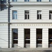 ArchitektInnen / KünstlerInnen: Walter Stelzhammer<br>Projekt: Österreichische Beamtenversicherung<br>Aufnahmedatum: 01/95<br>Format: 6x9cm C-Dia<br>Lieferformat: Dia-Duplikat, Scan 300 dpi<br>Bestell-Nummer: 950123-01<br>