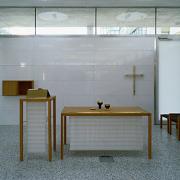 ArchitektInnen / KünstlerInnen: Walter Stelzhammer<br>Projekt: Seelsorgezentrum St.Katharina von Siena<br>Aufnahmedatum: 12/96<br>Format: 6x9cm C-Dia<br>Lieferformat: Dia-Duplikat, Scan 300 dpi<br>Bestell-Nummer: 961215-03<br>
