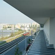 ArchitektInnen / KünstlerInnen: Walter Stelzhammer<br>Projekt: Wohnhausanlage am Leberberg<br>Aufnahmedatum: 09/97<br>Format: 6x9cm C-Dia<br>Lieferformat: Dia-Duplikat, Scan 300 dpi<br>Bestell-Nummer: 970909-20<br>