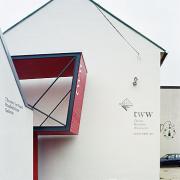 ArchitektInnen / KünstlerInnen: t-hoch-n Ziviltechniker GmbH<br>Projekt: tww - Theater Westliches Weinviertel<br>Aufnahmedatum: 04/08<br>Format: 6x9cm C-Neg<br>Lieferformat: C-Print, Scan 300 dpi<br>Bestell-Nummer: 080417-07<br>
