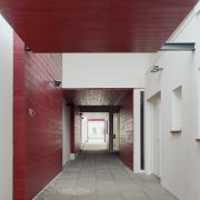 ArchitektInnen / KünstlerInnen: t-hoch-n Ziviltechniker GmbH<br>Projekt: tww - Theater Westliches Weinviertel<br>Aufnahmedatum: 04/08<br>Format: 6x9cm C-Neg<br>Lieferformat: C-Print, Scan 300 dpi<br>Bestell-Nummer: 080417-21<br>