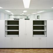 ArchitektInnen / KünstlerInnen: Erwin Steiner<br>Projekt: Oesterreichische Entwicklungsbank<br>Aufnahmedatum: 05/08<br>Format: 6x9cm C-Neg<br>Lieferformat: C-Print, Scan 300 dpi<br>Bestell-Nummer: 080526-09<br>