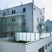 ArchitektInnen / KünstlerInnen: Otto Häuselmayer<br>Projekt: WHA Katharinengasse<br>Aufnahmedatum: 06/08<br>Format: 6x9cm C-Dia<br>Lieferformat: Dia-Duplikat, Scan 300 dpi<br>Bestell-Nummer: 080601-25<br>