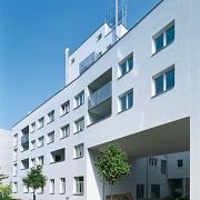 ArchitektInnen / KünstlerInnen: Otto Häuselmayer<br>Projekt: WHA Katharinengasse<br>Aufnahmedatum: 06/08<br>Format: 6x9cm C-Dia<br>Lieferformat: Dia-Duplikat, Scan 300 dpi<br>Bestell-Nummer: 080601-17<br>