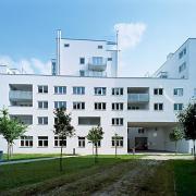 ArchitektInnen / KünstlerInnen: Otto Häuselmayer<br>Projekt: WHA Katharinengasse<br>Aufnahmedatum: 06/08<br>Format: 6x9cm C-Dia<br>Lieferformat: Dia-Duplikat, Scan 300 dpi<br>Bestell-Nummer: 080601-16<br>