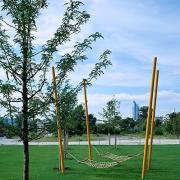 ArchitektInnen / KünstlerInnen: Hager Partner AG<br>Projekt: Rudolf Bednar Park<br>Aufnahmedatum: 08/08<br>Format: 6x9cm C-Dia<br>Lieferformat: Dia-Duplikat, Scan 300 dpi<br>Bestell-Nummer: 080808-09<br>