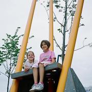 ArchitektInnen / KünstlerInnen: Hager Partner AG<br>Projekt: Rudolf Bednar Park<br>Aufnahmedatum: 08/08<br>Format: 6x7cm C-Neg<br>Lieferformat: Scan 300 dpi<br>Bestell-Nummer: 080808-25<br>
