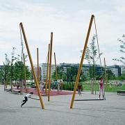 ArchitektInnen / KünstlerInnen: Hager Partner AG<br>Projekt: Rudolf Bednar Park<br>Aufnahmedatum: 08/08<br>Format: 6x7cm C-Neg<br>Lieferformat: Scan 300 dpi<br>Bestell-Nummer: 080808-20<br>