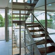 ArchitektInnen / KünstlerInnen: t-hoch-n Ziviltechniker GmbH<br>Projekt: Haus R.<br>Aufnahmedatum: 06/08<br>Format: 6x9cm C-Dia<br>Lieferformat: Dia-Duplikat, Scan 300 dpi<br>Bestell-Nummer: 080618-18<br>