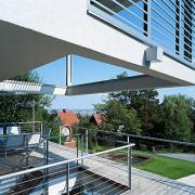ArchitektInnen / KünstlerInnen: t-hoch-n Ziviltechniker GmbH<br>Projekt: Haus R.<br>Aufnahmedatum: 06/08<br>Format: 6x9cm C-Dia<br>Lieferformat: Dia-Duplikat, Scan 300 dpi<br>Bestell-Nummer: 080618-09<br>
