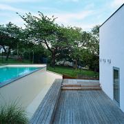 ArchitektInnen / KünstlerInnen: t-hoch-n Ziviltechniker GmbH<br>Projekt: Haus R.<br>Aufnahmedatum: 06/08<br>Format: 6x9cm C-Dia<br>Lieferformat: Dia-Duplikat, Scan 300 dpi<br>Bestell-Nummer: 080618-14<br>
