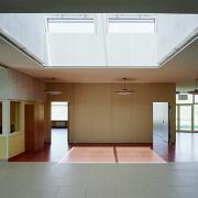 ArchitektInnen / KünstlerInnen: Georg W. Reinberg<br>Projekt: Kindergarten Amstetten<br>Aufnahmedatum: 08/08<br>Format: 6x9cm C-Dia<br>Lieferformat: Dia-Duplikat, Scan 300 dpi<br>Bestell-Nummer: 080828-20<br>